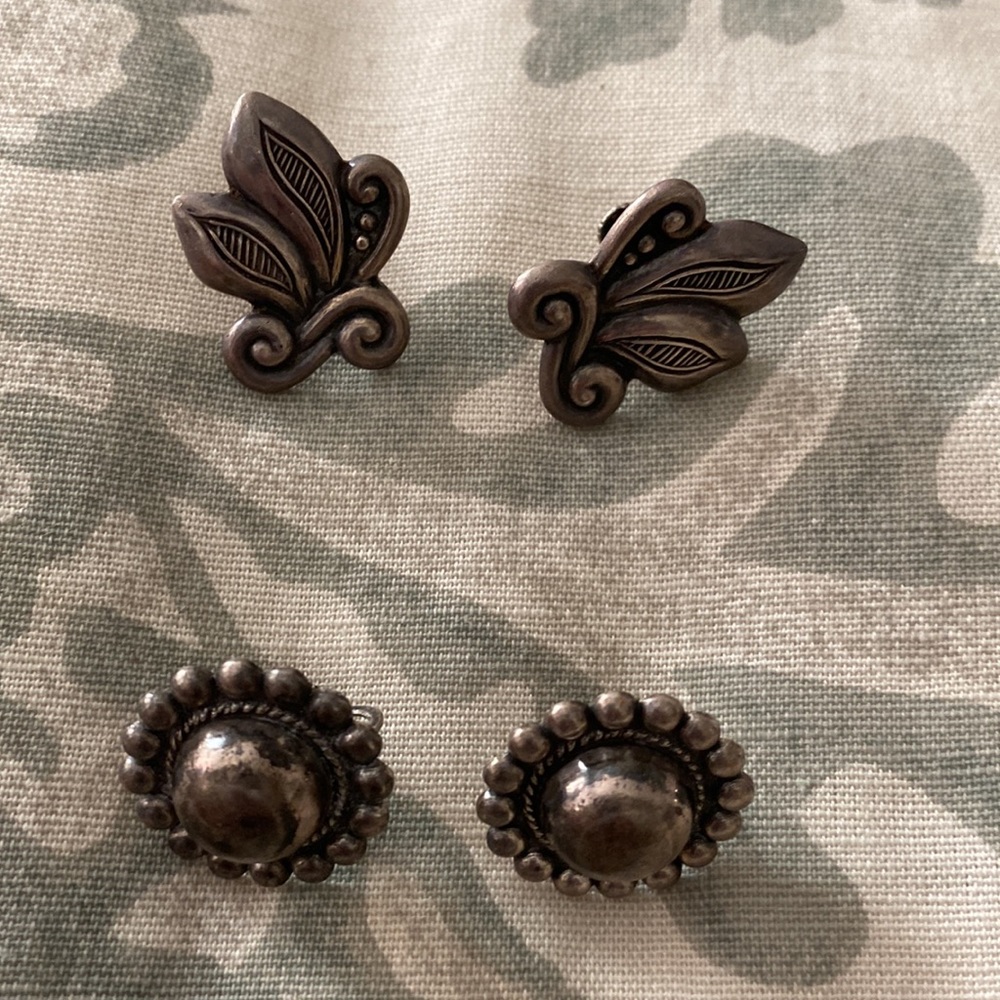 Old Pawn Sterling Screw Backs